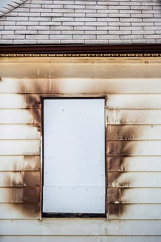 MIKAELA MACKENZIE / FREE PRESS

	
The scene of a recent fire at a vacant, boarded-up bungalow on Burrows Avenue on Tuesday, July 30, 2024. 

For Nicole story.