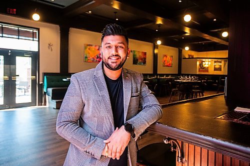 MIKAELA MACKENZIE / FREE PRESS

	
Amit Saini, co-owner of Boujee Restaurant and Bar, in the new downtown restaurant on Wednesday, July 31, 2024. 

For Gabby story.