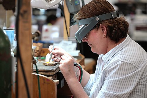 Ruth Bonneville / Free Press

BIZ - Druxman

Hilary Druxman, jewellery designer and the founder of Hilary Druxman which has celebrated their 30th anniversary this past March.

Photo in the workshop with longtime employee, Jennifer Mizak, who is a goldsmith. 

This is for Aaron's  Aug. 2 'Made in Manitoba' article.


Aug 1st,  2024

