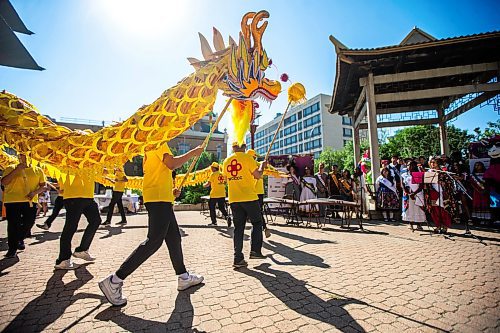 MIKAELA MACKENZIE / FREE PRESS

	
A dragon dance kicks off a Folklorama media event at the Winnipeg Chinese Cultural and Community Centre on Thursday, Aug. 1, 2024. 

