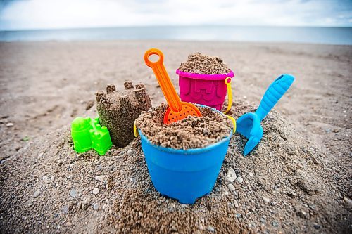 MIKAELA MACKENZIE / FREE PRESS

A classic Manitoba summer scene at Gimli Beach on Tuesday, June 25, 2024.

For summer slices story.

