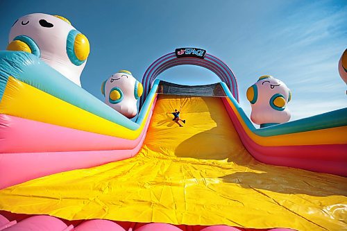 Ruth Bonneville / Free Press

ENT - big bounce

Big Bounce preview 

Photo of Darren Halls, Tour Manager of Big Bounce America trying out the HUGE Air Space slide and Foam Cannons bounce rides Friday.  The Big Bounce Tour is open to all ages and is on all weekend at Red River Exhibition Grounds. 

Note:  They did not have all their bounce rides set up yet at the time the photo was taken.  


BIG BOUNCE CANADA: The Big Bounce Canada Tour has taken over Red River Exhibition Park from August 2 to 4, 2024, with the World&#x573; Largest Bounce House and other thrilling inflatables. 

Aug 2nd,  2024

