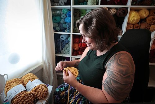 Ruth Bonneville / Free Press

49.8 The Creators - Kaylon Mullen

Photo of  Kaylon Mullen with her crocheted works of art, flowers, pot holders and cat toys, to name a few.  

Kaylon Mullen doesn&#x574; grow her flowers, she makes them. Needing no sunlight or water, her tulips, sunflowers, bluebells, lavender and daisies will never die, because they&#x572;e made completely out of yarn. The textile artist took up crocheting six years ago as a way to keep her hands busy, learning the technique from her mother. 

AV Kitching story

Aug 2nd,  2024

