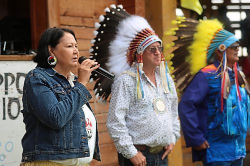 Grandchief of the Assembly of Manitoba Chiefs, Cathy Merrick speaks to a crowd gathered at an annual powwow in Waywayseecappo First Nation on Saturday. (Geena Mortfield/The Brandon Sun)