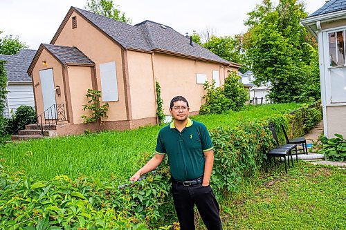 NIC ADAM / FREE PRESS
Ed Artola, pictured outside his property Wednesday, is a Winnipeg landlord who blames a vacant house next door for preventing him from being able to sell a home he owns and rents out on Atlantic Avenue. After putting his property on the market for over a year, Artola said his realtor told him the vacant home, which attracts squatters and poses a fire risk, was the issue deterring buyers. 
240807 - Wednesday, August 07, 2024.

Reporter: Joyanne