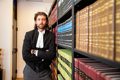 MIKAELA MACKENZIE / FREE PRESS

	
Lawyer Ethan Pollock at the Pollock &amp; Company Lawyers office in Winnipeg on Wednesday, Aug. 7, 2024. Months-long waits for psychiatric assessments continue to exacerbate criminal court backlogs and impact access to justice for vulnerable people in the system. 

For Malak story.