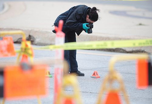 Ruth Bonneville / Free Press

Local - MVC Main at Mayfair

Wpg. Police Investigate tragic collision on Main Street at Mayfair Thursday. 

See press release for more details. 


Aug 8th, 2024
