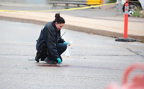 Ruth Bonneville / Free Press

Local - MVC Main at Mayfair

Wpg. Police Investigate tragic collision on Main Street at Mayfair Thursday. 

See press release for more details. 


Aug 8th, 2024
