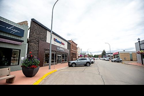 MIKAELA MACKENZIE / FREE PRESS

	
First street in Carman on Thursday, Aug. 8, 2024.

For Chris story.