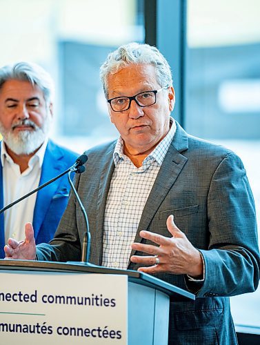 NIC ADAM / FREE PRESS
Minister of Northern Affairs Dan Vandal speaks at an announcement on infrastructure funding to enhance regional connectivity in the Prairies in the newly renovated Perimeter terminal Thursday.
240808 - Thursday, August 08, 2024.

Reporter: Martin