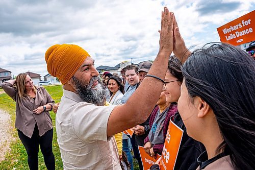 NIC ADAM / FREE PRESS
NDP Leader Jagmeet Singh meets supporters at White Spruce Park before setting up campaign signs in for the upcoming Elmwood-Transcona byelection.
240809 - Friday, August 09, 2024.

Reporter: Aaron