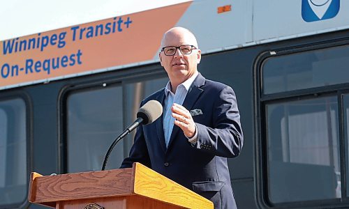 Ruth Bonneville / Free Press

Local - transit on Demand

Mayor Scott Gillingham and Greg Ewankiw, Director of Winnipeg Transit announce that Winnipeg Transit On-Request is moving to a brand-new app and expanding its service into northwest Winnipeg at press conference Tuesday. 
 


Aug 13th, 2024
