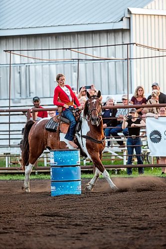 MIKAELA MACKENZIE / FREE PRESS

	
Alyssa Selman races on her horse, Duke, at the Denim &amp; Dust Barrel Racing Series in Carman on Tuesday, Aug. 13, 2024.

For Mike McIntyre story.