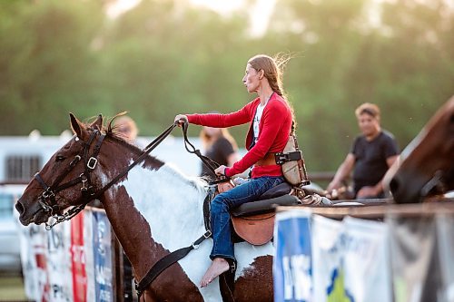 MIKAELA MACKENZIE / FREE PRESS

	
Alyssa Selman races on her horse, Duke, at the Denim &amp; Dust Barrel Racing Series in Carman on Tuesday, Aug. 13, 2024.

For Mike McIntyre story.