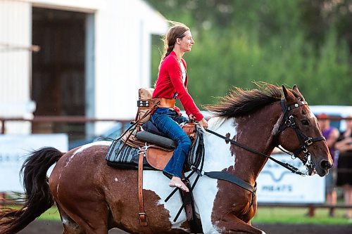 MIKAELA MACKENZIE / FREE PRESS

	
Alyssa Selman races on her horse, Duke, at the Denim &amp; Dust Barrel Racing Series in Carman on Tuesday, Aug. 13, 2024.

For Mike McIntyre story.