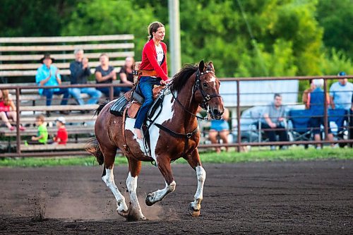 MIKAELA MACKENZIE / FREE PRESS

	
Alyssa Selman races on her horse, Duke, at the Denim &amp; Dust Barrel Racing Series in Carman on Tuesday, Aug. 13, 2024.

For Mike McIntyre story.