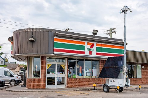 NIC ADAM / FREE PRESS
The 7-11 at Keewatin St &amp; Logan Ave pictured with a portable security system out front Wednesday. This is one of the 10 locations that is proposed to close.
240814 - Wednesday, August 14, 2024.

Reporter: Joyanne