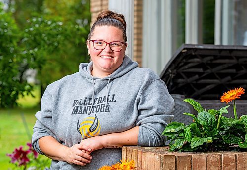 NIC ADAM / FREE PRESS
Melissa Walker, a mother of four from Birds Hill, is pictured outside her house Thursday.
240815 - Thursday, August 15, 2024.

Reporter: Maggie?
