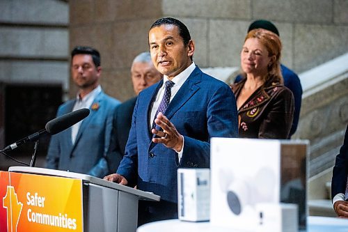 MIKAELA MACKENZIE / FREE PRESS

	
Premier Wab Kinew announces expanded home security funding at the Manitoba Legislative Building on Thursday, Aug. 15, 2024. 

For Carol story.