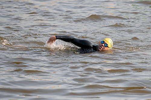 BROOK JONES / FREE PRESS
Jonathan Courchene, who is a First Nations triathlete, competes in the swim portion of the Free Spirit Sprint Triathlon in Pinawa, Man., Sunday, Aug. 11, 2024.