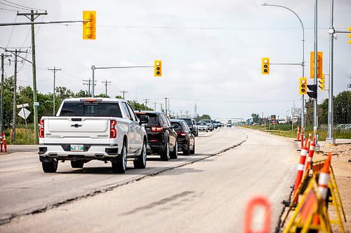 MIKAELA MACKENZIE / WINNIPEG FREE PRESS
	
New traffic signals at Brady Road and McGillivray Boulevard on Friday, Aug. 16, 2024. 

Winnipeg Free Press 2024