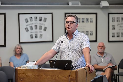 Brandon's general manager of development services, Mark Allard, discusses public feedback on the redevelopment of 26th Street at a special meeting of city council on Monday. (Colin Slark/The Brandon Sun)