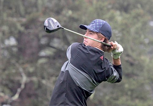 Tate Bercier, shown last summer, had six birdies and an eagle for a score of 68, and sits in second place in the junior division. (Thomas Friesen/The Brandon Sun)