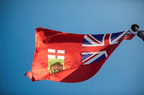 MIKAELA MACKENZIE / WINNIPEG FREE PRESS
	
The Manitoba flag flies in front of the Manitoba Legislative Building on Monday, Aug. 19, 2024. According to a Probe Research poll, 49% of Manitobans would support creating a new flag for the province.

Winnipeg Free Press 2024