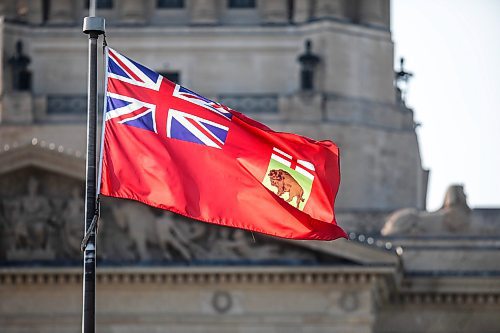 MIKAELA MACKENZIE / WINNIPEG FREE PRESS
	
The Manitoba flag flies in front of the Manitoba Legislative Building on Monday, Aug. 19, 2024. According to a Probe Research poll, 49% of Manitobans would support creating a new flag for the province.

Winnipeg Free Press 2024