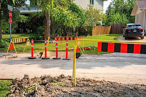 NIC ADAM / FREE PRESS
Construction on the corner of Augusta Dr. and Lakeside Dr. pictured Monday. Augusta Dr. Is blocked off from Lakeside Dr. to Forest Lake Dr.
240819 - Monday, August 19, 2024.

Reporter:?