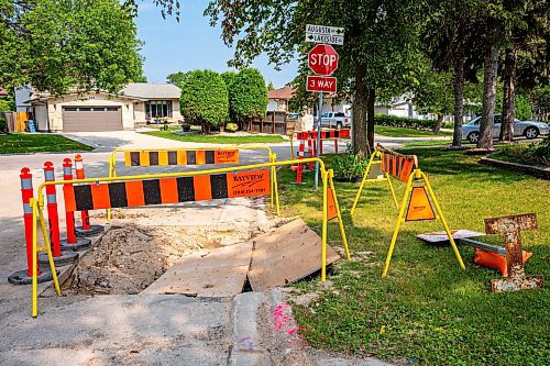 NIC ADAM / FREE PRESS
Construction on the corner of Augusta Dr. and Lakeside Dr. pictured Monday. Augusta Dr. Is blocked off from Lakeside Dr. to Forest Lake Dr.
240819 - Monday, August 19, 2024.

Reporter:?