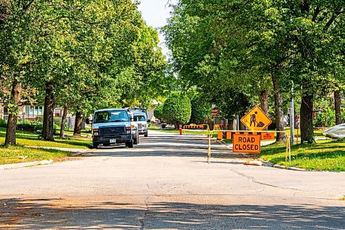 NIC ADAM / FREE PRESS
After a long wait, pothole repairs finally commence along Augusta Dr. Monday.
240819 - Monday, August 19, 2024.

Reporter:?