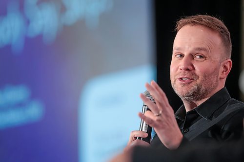 RUTH BONNEVILLE / FREE PRESS

BIZ - Skip CEO

Paul Burns, CEO of SkipTheDishes, is interviewed on stage by Winnipeg Chamber of Commerce CEO, Loren Remillard  at  Winnipeg Chamber of Commerce event  at The Delta Winnipeg, Friday. 

See Gabby's story


March 1st, , 2024
 