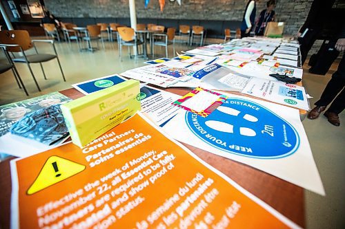 MIKAELA MACKENZIE / WINNIPEG FREE PRESS
	
Items ready to go into a time capsule remembering the COVID-19 pandemic and the healthcare workers that held steadfast during that time at the St. Boniface Hospital on Tuesday, Aug. 20, 2024.

Winnipeg Free Press 2024