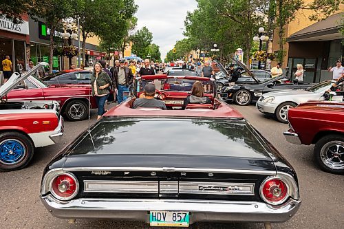 Rad rods, classic cars, modern mods and other cruisers line Rosser Avenue for Cruise Night in Downtown Brandon Thursday. (Chelsea Kemp/The Brandon Sun)