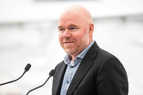 MIKAELA MACKENZIE / WINNIPEG FREE PRESS
	
Chris Reiter, senior development manager at Focus Equities, speaks at a press conference announcing Highway Motor Freight as CentrePort Canada Rail Park&#x573; newest tenant on Thursday, Aug. 22, 2024.

For Martin Cash story.
Winnipeg Free Press 2024