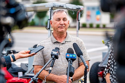 NIC ADAM / FREE PRESS
Brad Neirinck, Public Works Manager of Engineering, speaks at the launch of the city&#x2019;s new sidewalk surface testing program on the sidewalk in front of 2855 Pembina Hwy. Friday.
240823 - Friday, August 23, 2024.

Reporter: Joyanne