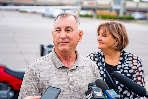 NIC ADAM / FREE PRESS
Brad Neirinck, Public Works Manager of Engineering, speaks at the launch of the city&#x2019;s new sidewalk surface testing program on the sidewalk in front of 2855 Pembina Hwy. Friday.
240823 - Friday, August 23, 2024.

Reporter: Joyanne