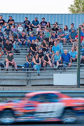 NIC ADAM / FREE PRESS
Stock car racing at Thursday night thunder at Victory Lanes Speedway.
240822 - Thursday, August 22, 2024.

Reporter: ?