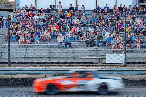 NIC ADAM / FREE PRESS
Stock car racing at Thursday night thunder at Victory Lanes Speedway.
240822 - Thursday, August 22, 2024.

Reporter: ?