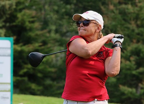 Tracy Rutledge, shown in action, and partner Leslie Olson won the ladies' scramble at the Tamarack on Saturday at the Clear Lake Golf Course. (Perry Bergson/The Brandon Sun)
Aug. 24, 2024