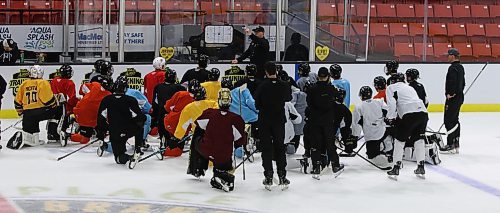 Brandon Wheat Kings head coach Marty Murray sketches out a drill for players during training camp a year ago. The Western Hockey League team’s camp opens on Friday, with fierce battles expected to take place for roster spots. (Perry Bergson/The Brandon Sun)