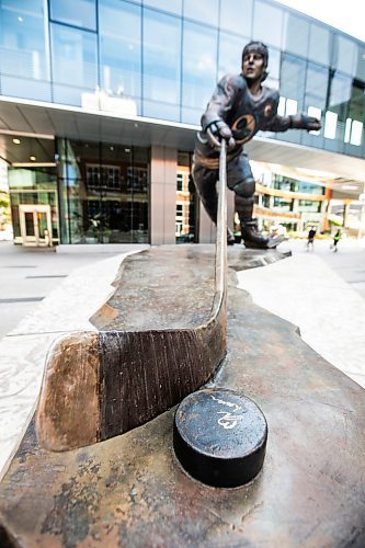 MIKAELA MACKENZIE / WINNIPEG FREE PRESS
	
The Dale Hawerchuk statue at True North Square, which was vandalized over the weekend, on Monday, Aug. 26, 2024. 

For &#x2014; story.
Winnipeg Free Press 2024