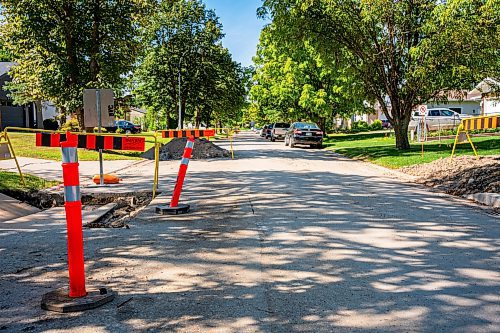 NIC ADAM / FREE PRESS
Construction continues along Augusta Dr. in Waverly Heights Monday morning. 
240826 - Monday, August 26, 2024.

Reporter:?