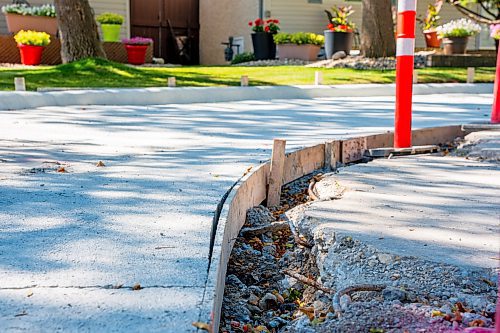 NIC ADAM / FREE PRESS
Construction continues along Greensboro Bay in Waverly Heights Monday morning. 
240826 - Monday, August 26, 2024.

Reporter:?