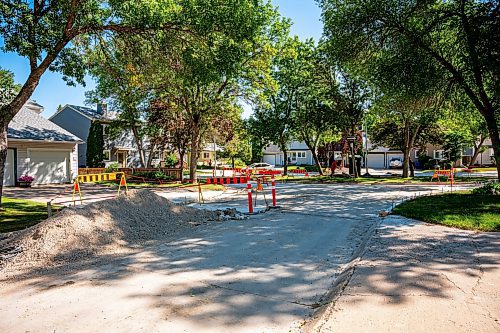 NIC ADAM / FREE PRESS
Construction continues along Greensboro Bay in Waverly Heights Monday morning. 
240826 - Monday, August 26, 2024.

Reporter:?