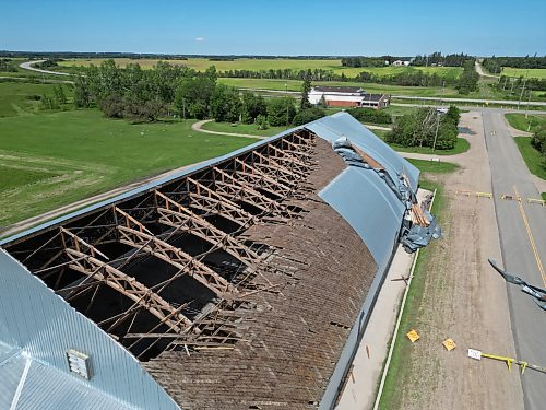 26082024
The Foxwarren District Rec. Centre was heavily damaged in a storm early Sunday morning. The storm ripped a large portion of the roof off of the recreation centre. 
(Tim Smith/The Brandon Sun)