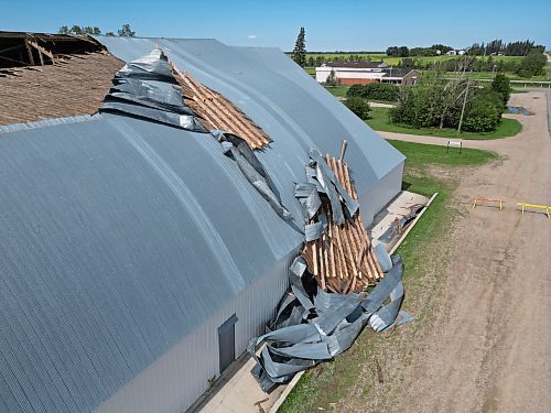 26082024
The Foxwarren District Rec. Centre was heavily damaged in a storm early Sunday morning. The storm ripped a large portion of the roof off of the recreation centre. 
(Tim Smith/The Brandon Sun)