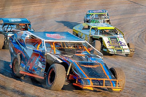 NIC ADAM / FREE PRESS
Stock car racing at Thursday night thunder at Victory Lanes Speedway.
240822 - Thursday, August 22, 2024.

Reporter: ?