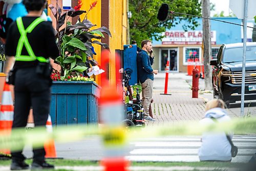 MIKAELA MACKENZIE / WINNIPEG FREE PRESS
	
Bob Odenkirk on the Nobody 2 film set at Winnipeg Beach on Tuesday, Aug. 27, 2024. 

Standup.
Winnipeg Free Press 2024